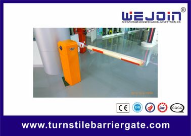 ความเร็วสูง Barrier อัจฉริยะอ่านรถเข้าถึง 220V มอเตอร์สูงสุดความยาวบูม 6m