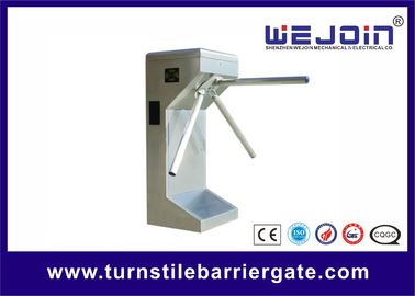 RFID Vertical แท่นวางแบบหมุนอัตโนมัติเต็มรูปแบบ 304 การควบคุมการเข้าออกด้วยสแตนเลสสตีล Barrier Gate
